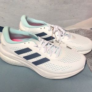 Ladies adidas sneakers